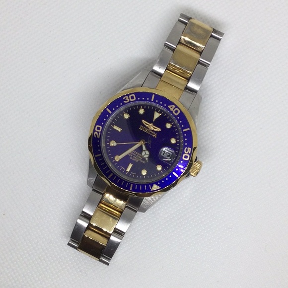 Invicta Men's Watch: Gold & Silver with Blue Face - Model 8935 - Picture 5 of 7